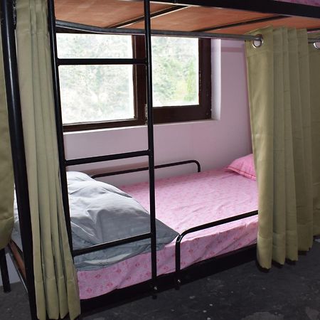 Lha Pomo Apartment Kyelang ภายนอก รูปภาพ