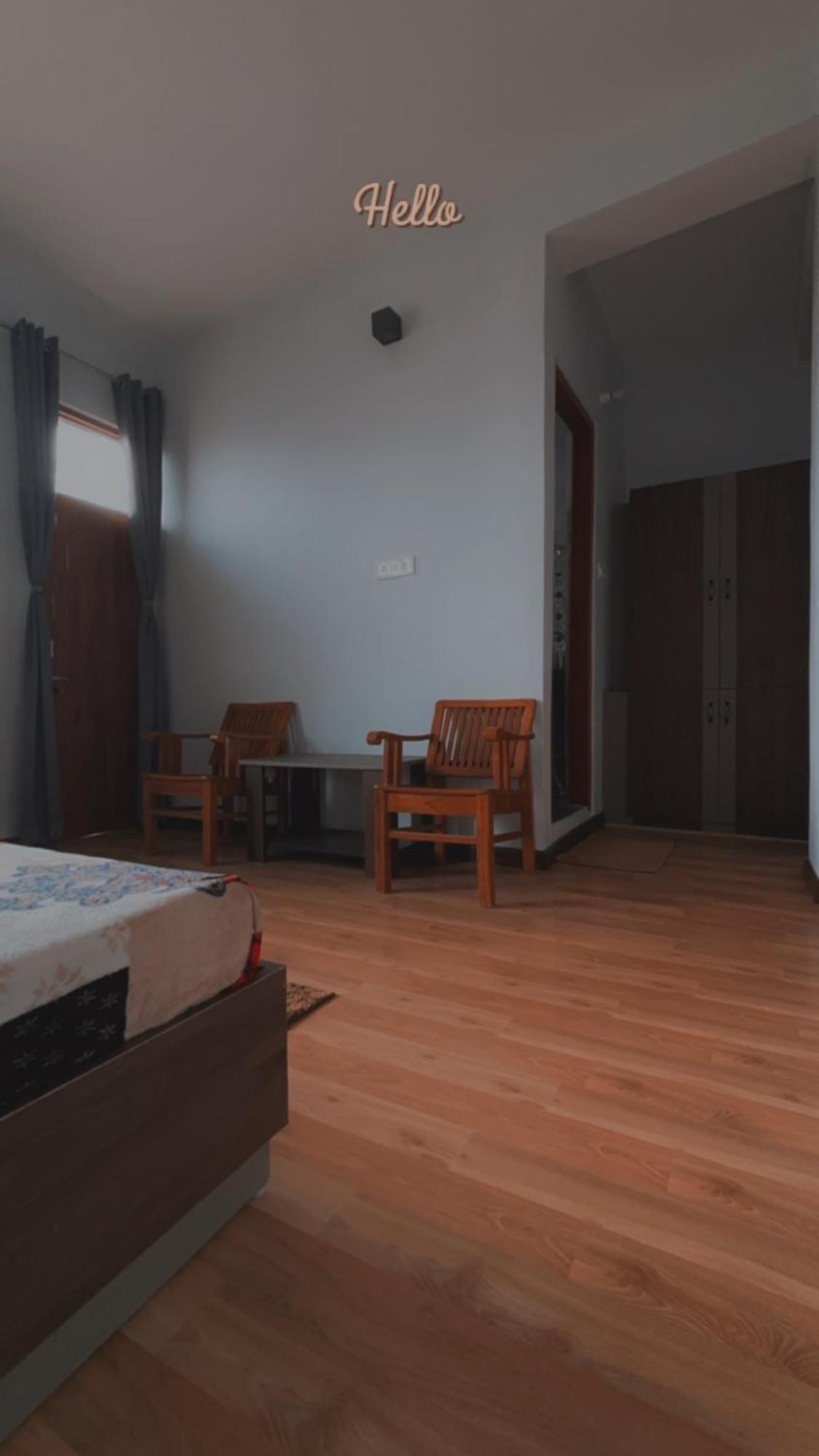 Lha Pomo Apartment Kyelang ภายนอก รูปภาพ