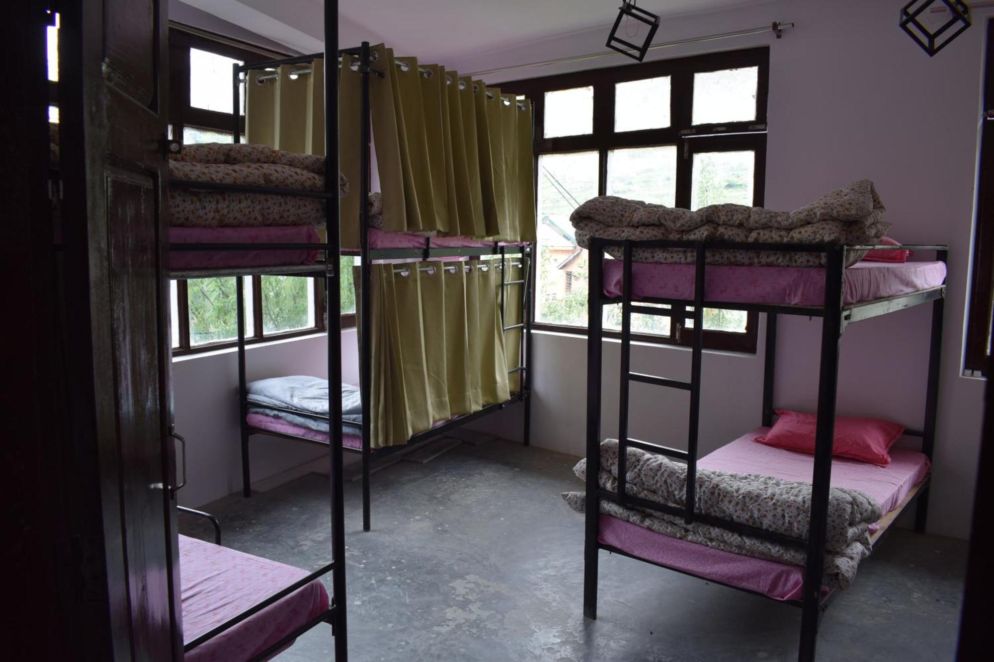 Lha Pomo Apartment Kyelang ภายนอก รูปภาพ