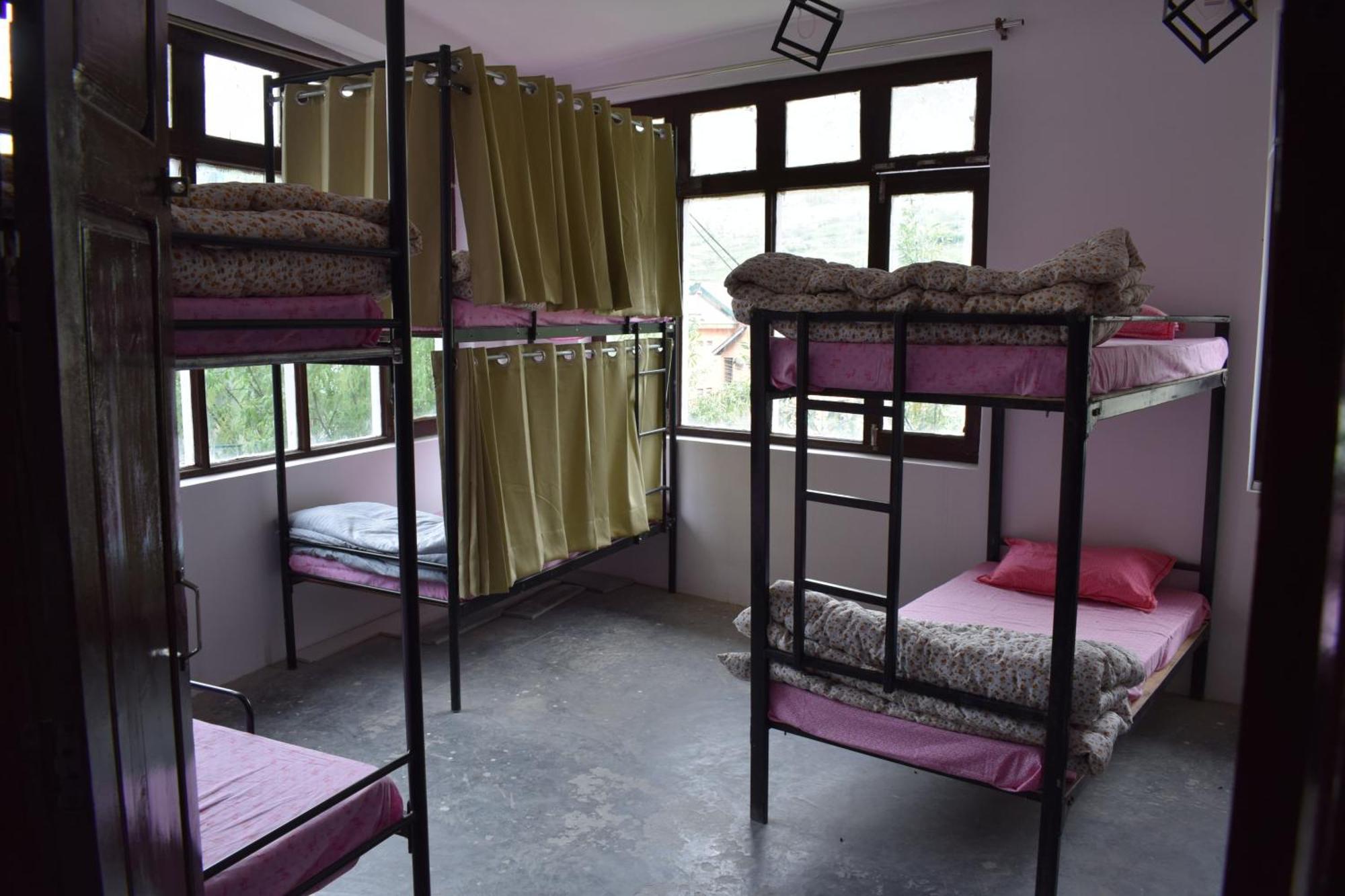 Lha Pomo Apartment Kyelang ภายนอก รูปภาพ